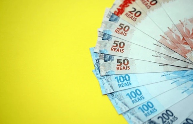 Economia brasileira registra crescimento modesto no 3º trimestre de 2025