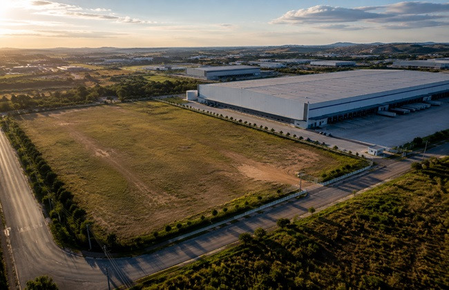 Mercado logístico brasileiro entra em nova fase de escassez de áreas e valorização imobiliária